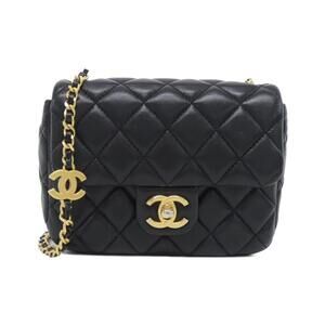 Chanel AS3490 Shoulder Bag